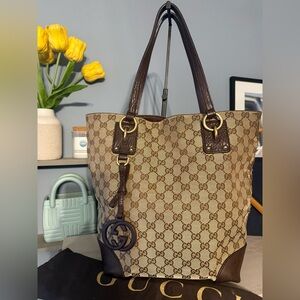 SOLD !! Gucci GG Canvas Charm tote